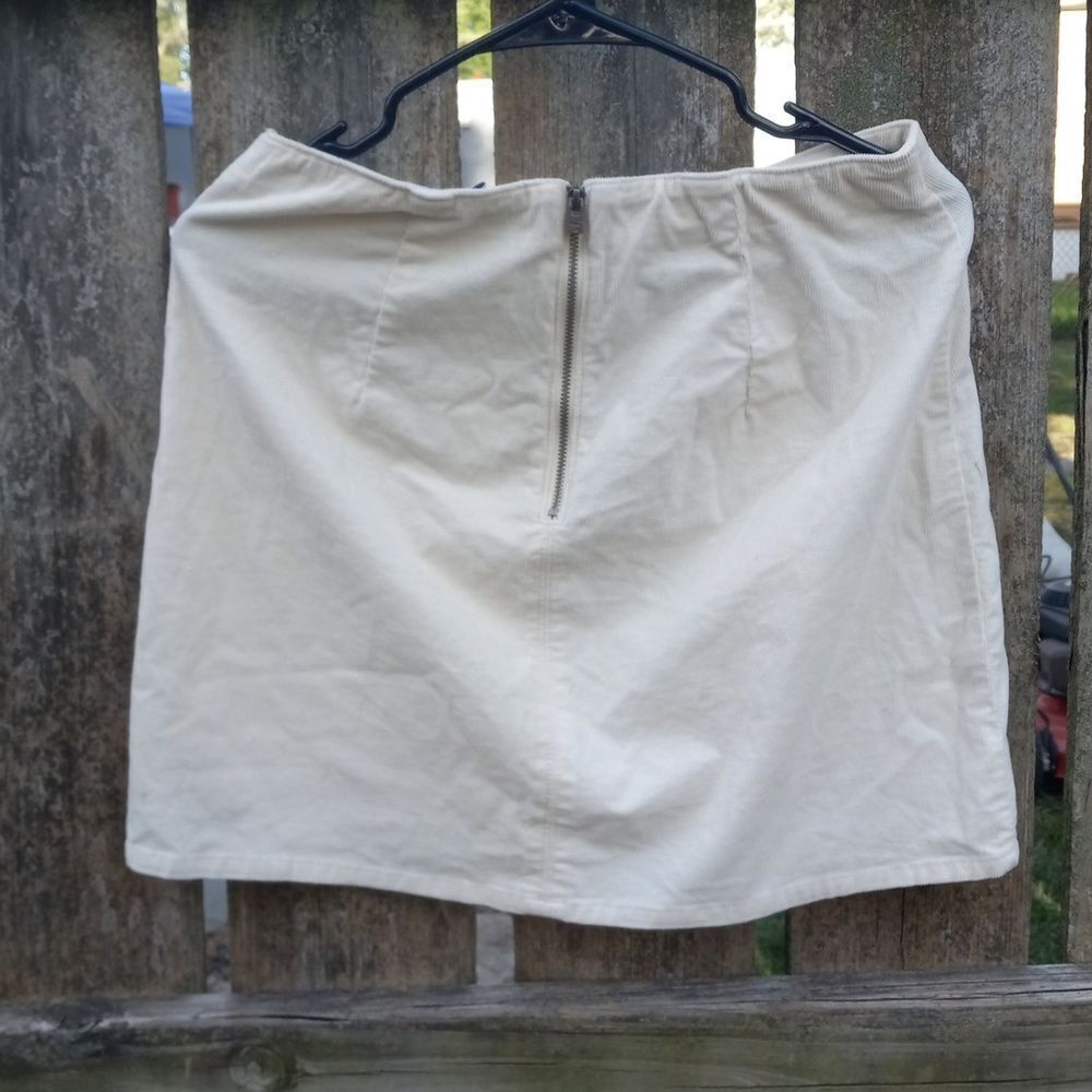Hollister medium altra high Rise skirt - Picture 3 of 3